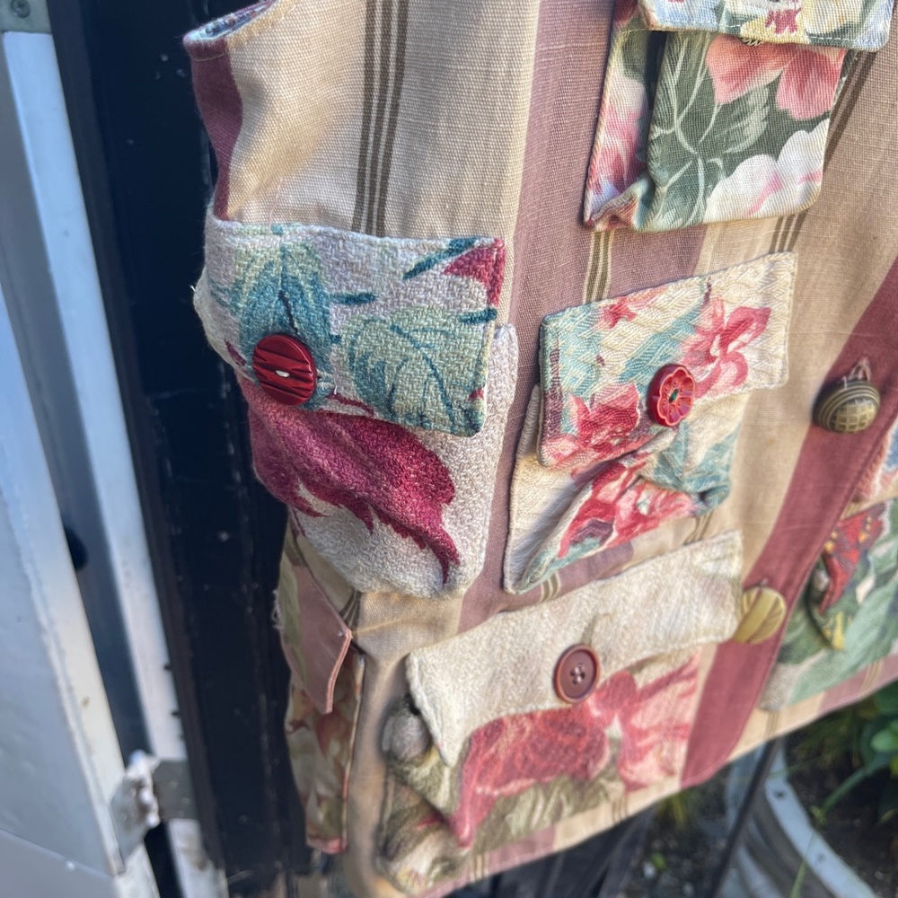 Vintage Hand Crafted Patchwork Vest Multiple Pock… - image 6